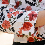 Camisa florida Off White- Bazar Desapego 🌸